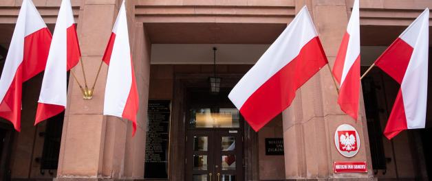 Minister Rau udaje się z wizytą do Brukseli
